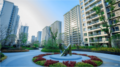 是由建建物取地盘配合形成